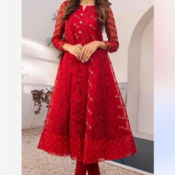 Size 42 .exact size.wore once for 2 hours.if more pics need ask me. - Picture 1 of 6